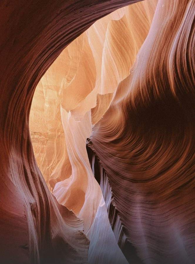 Antelope Canyon, Arizona — photo by Marina Ponomaryova