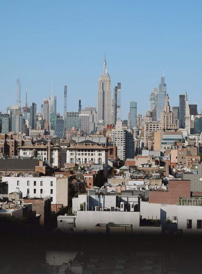 Manhattan Skyline, New York — photo by Marina Ponomaryova